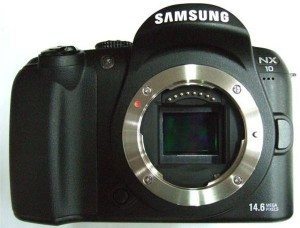 Samsung NX10 Hybrid Camera
