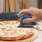 cub031_pizza_cutter(1)