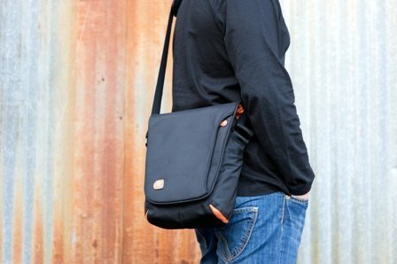 Booq Taipan Shadow XS and the Taipan Sneak XS Bags for Apple iPad