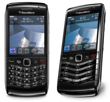 Blackberry Pearl 3G Intros with Two Keypad Options