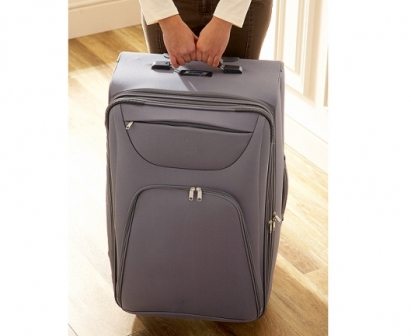 Expert Verdict's Self-Weighing Suitcase 2