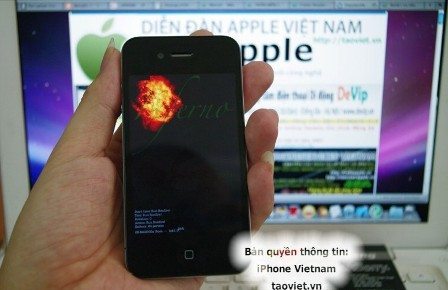 iPhone ProtoType Reers its Beautiful Head Again 2