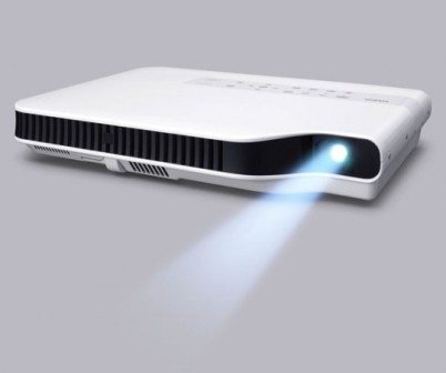 Casio-Green-Slim-projector-540x451