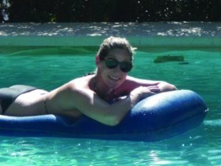 Holo- Swimming Pool Raft for the Pregnant Woman 2