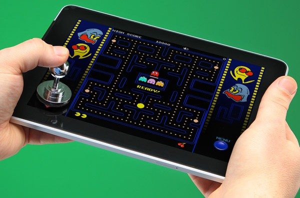 JOYSTICK-IT adds joystick to tablet