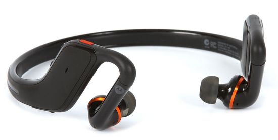 Motorola S11-HD Headphones available at Verizon (video)