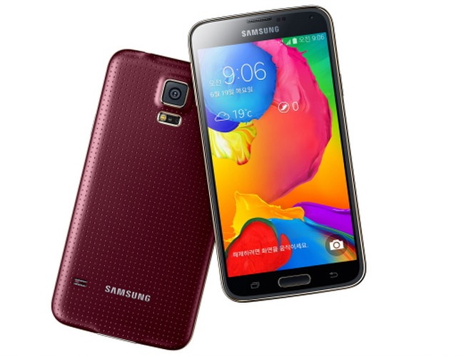 Korea First Out of the Gate with Next-Gen Galaxy S5 (videos)