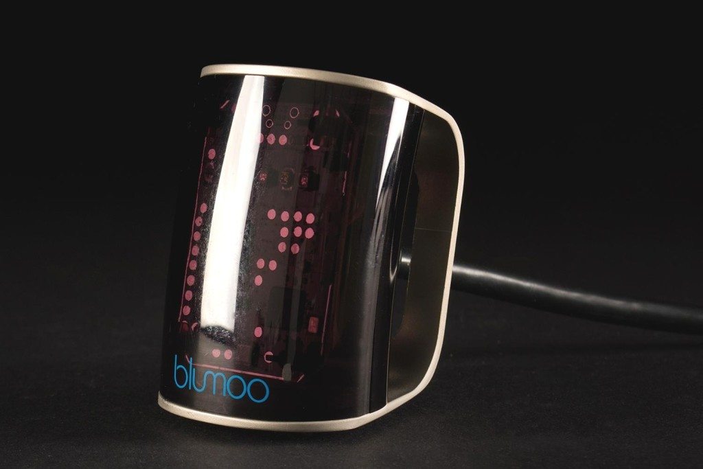 Blumoo Bluetooth Universal Remote is shaped like a coffee cup