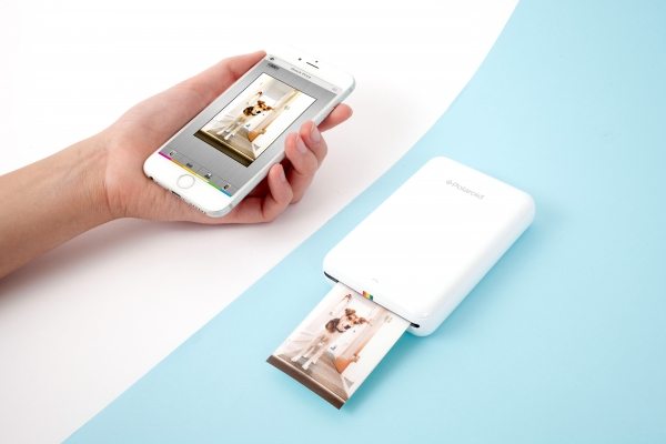 Polaroid Zip Instant Mobile Printer prints from phone