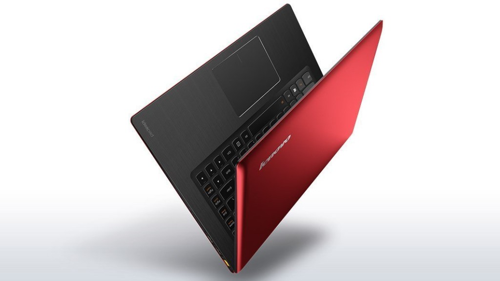 Lenovo Ideapad 100S Windows has big keyboard