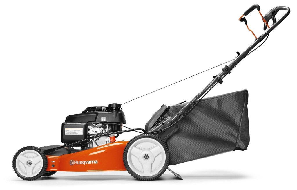 Husqvarna HU700H cuts efficiently