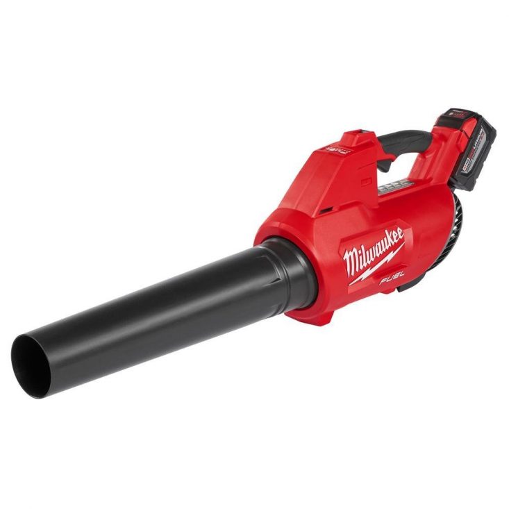 Milwaukee M18 Blower with 18V of power and a brushless motor