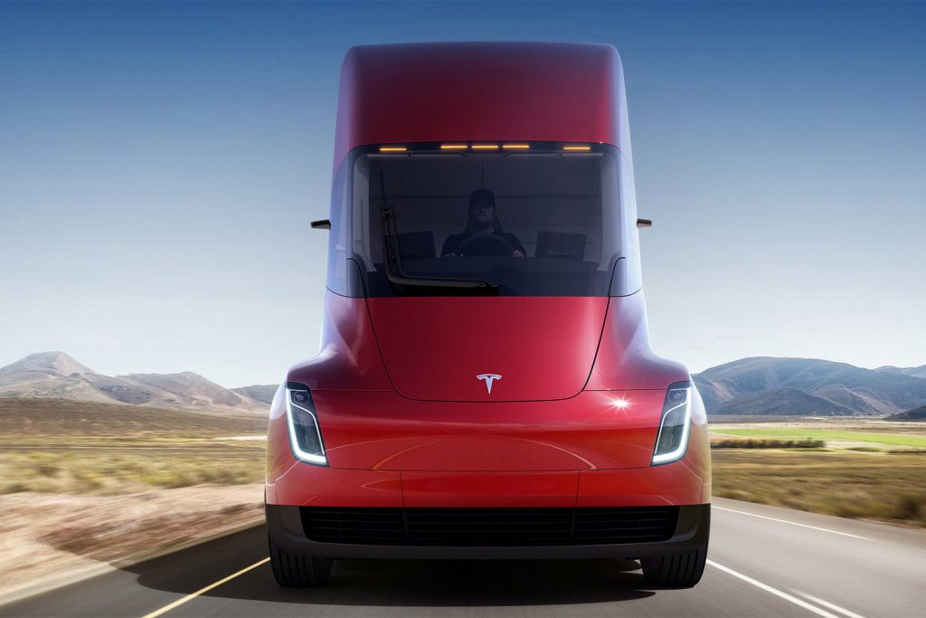 Tesla Semi hauls a lot