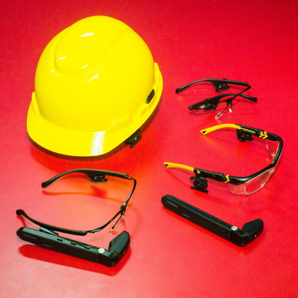 Toshiba dynaEdge AR Smart Glasses has many applications