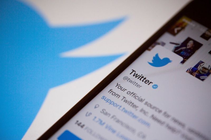 Twitter Suspends accounts