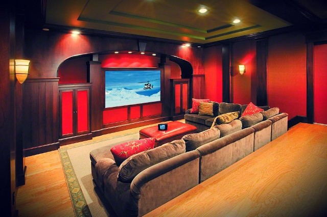 Red Carpet Home Cinema Gives You Home Movies That Are Still in Theaters