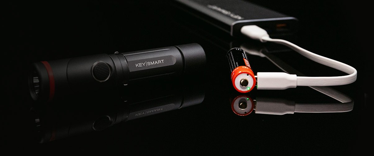 NanoTorch Twist Flashlight