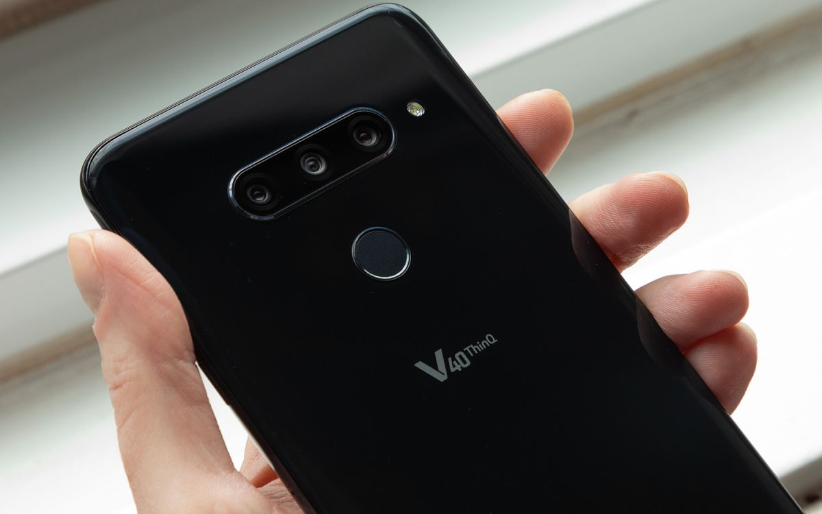 LG V40 Comfortable Grip