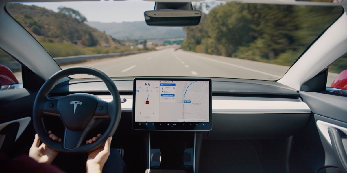 Tesla Holiday Software Update brings FullSelfDriving SneakPeak