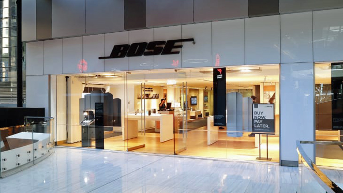 Bose is closing all of its retail stores