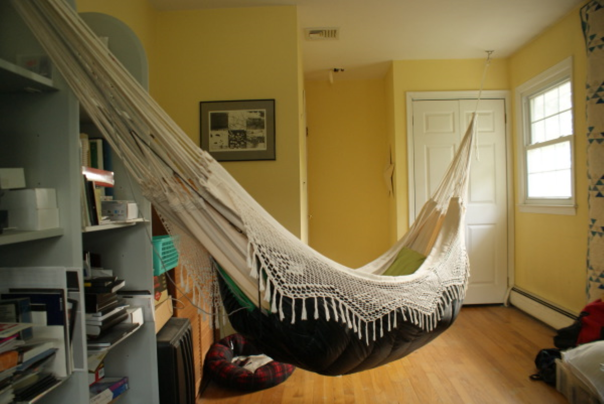 Having a Brazilian hammock inside the house