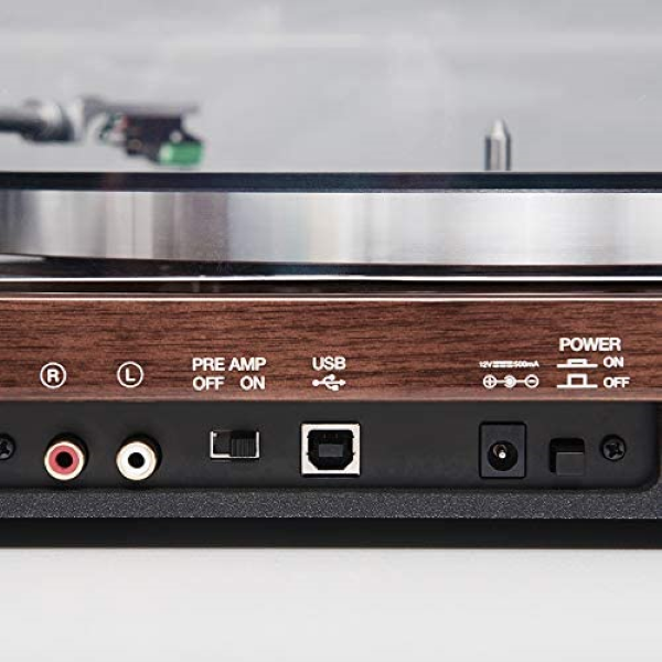 Built-In Switchable Phono Pre-Amplifier
