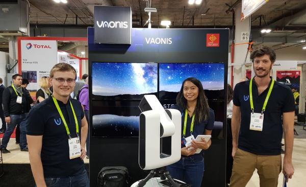 Vaonis Team at CES 2017