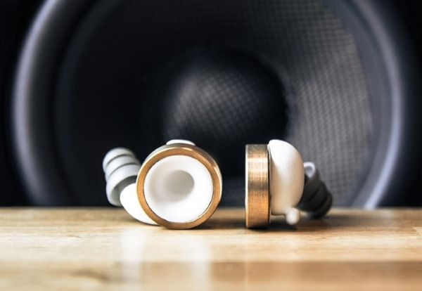 Knops Earplugs – Acoustic Adjustable Hearing Controls (REVIEW)