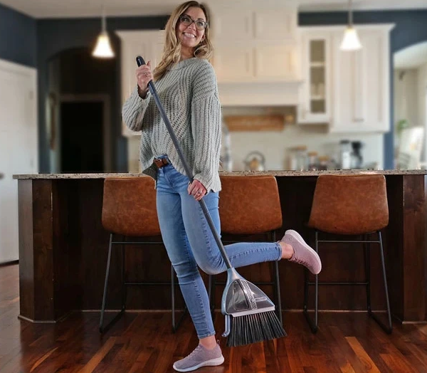 VaBroom Smart Vacuum Broom