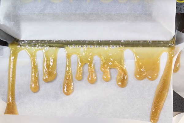 Making Concentrates at home by using a Rosin Press