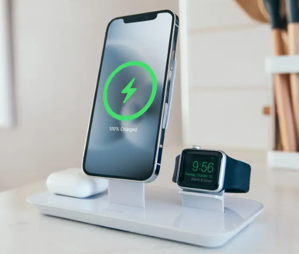 Mophie 3-in-1 Wireless Stand for MagSafe Charger