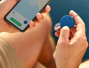 4. Chipolo ONE Ocean Edition Bluetooth Key Finder (5)