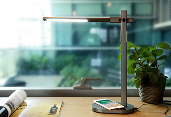 Momax Q.LED Desk Lamp