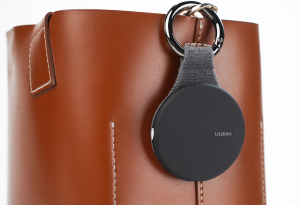2. bluetium LitZERO Smart Bluetooth Touch Controller (5)