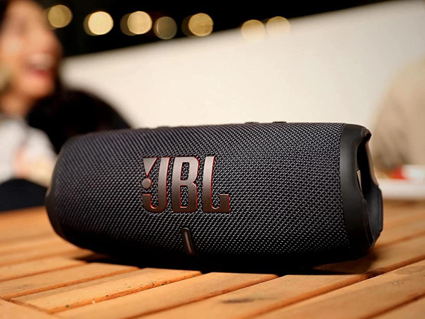 JBL Charge 5 – Portable Waterproof Speaker with Built-In Powerbank