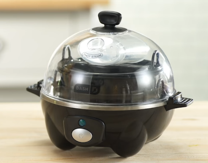 https://www.gadgetgram.com/wp-content/uploads/2022/03/4.-Dash-Rapid-Egg-Cooker-8.png