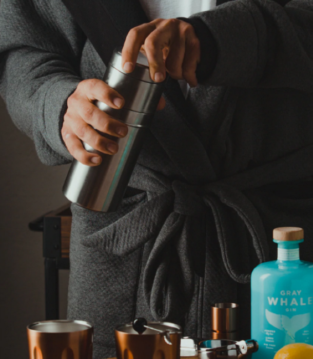 High Camp Flasks highball shaker - mix a drink at home or take it to go -  The Gadgeteer