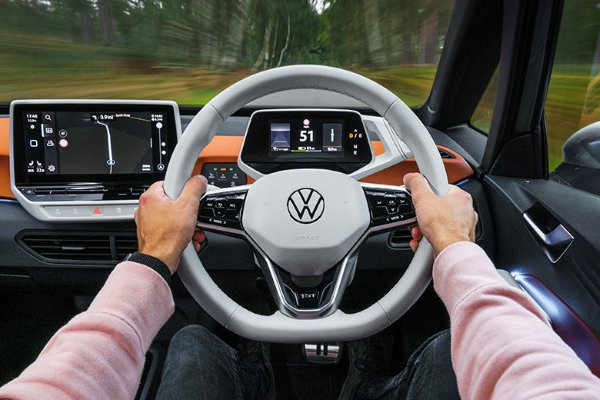 Tech on Wheels: Top Gadgets to Equip in Your Electric Car