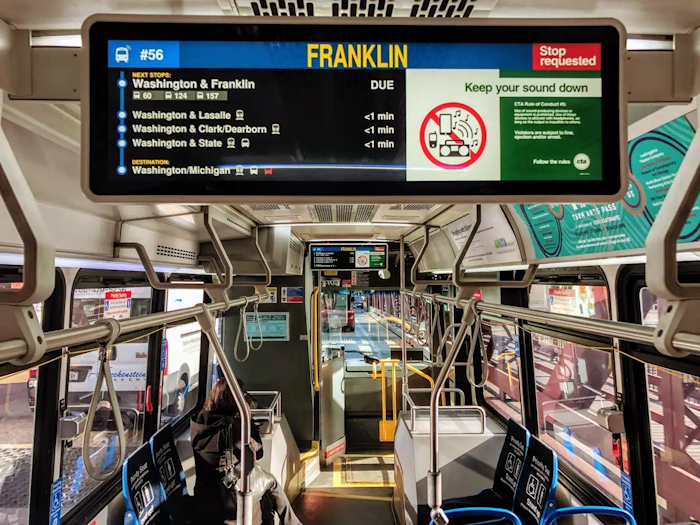 Terminal perjalanan informasi di Chicago dan LA Transportasi